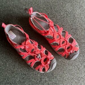 Keen Women's Whisper Hiking Water Sandals Bright Coral Peach Size 10 NWOB
